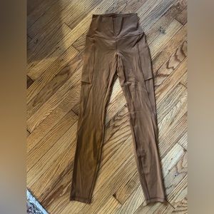 Lululemon Align 28 inch leggings w/pocket. Worn 1 time.